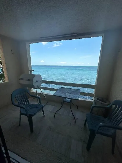 Escape To Serenity By The Sea! Beachfront Apartment With Pool, Just 5 Minutes From The Ferry location